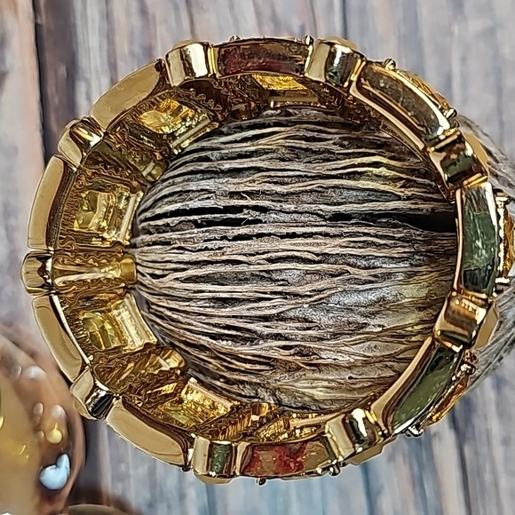 NEW GOLD TONE AMBER STONE STRETCH FASHION BRACELET - Picture 3 of 7